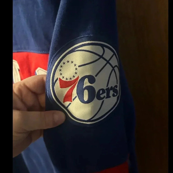 NBA Philadelphia 76ers Colorblock Hoodie - Picture 5 of 5